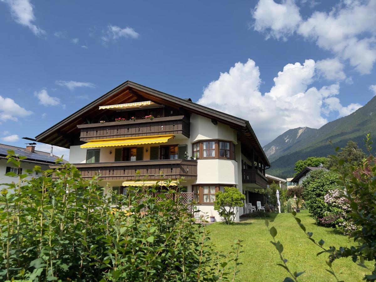Alpenzauber Apartment Garmisch-Partenkirchen Ngoại thất bức ảnh